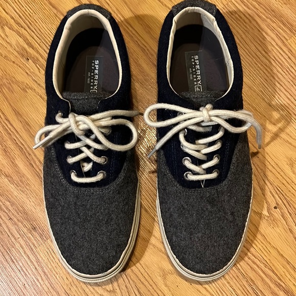Sperry Other - Sperry Top-Sider Shoe  size 10